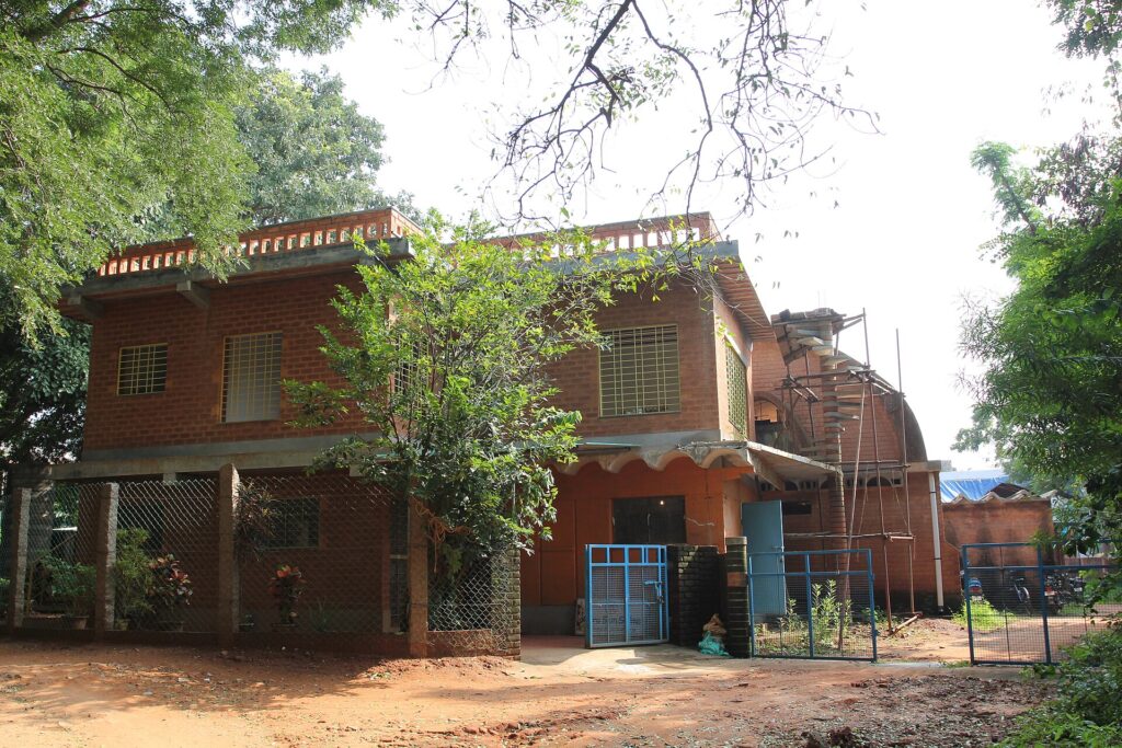 Auroville Architecture and Earth Buildings: A Visitor’s Guide