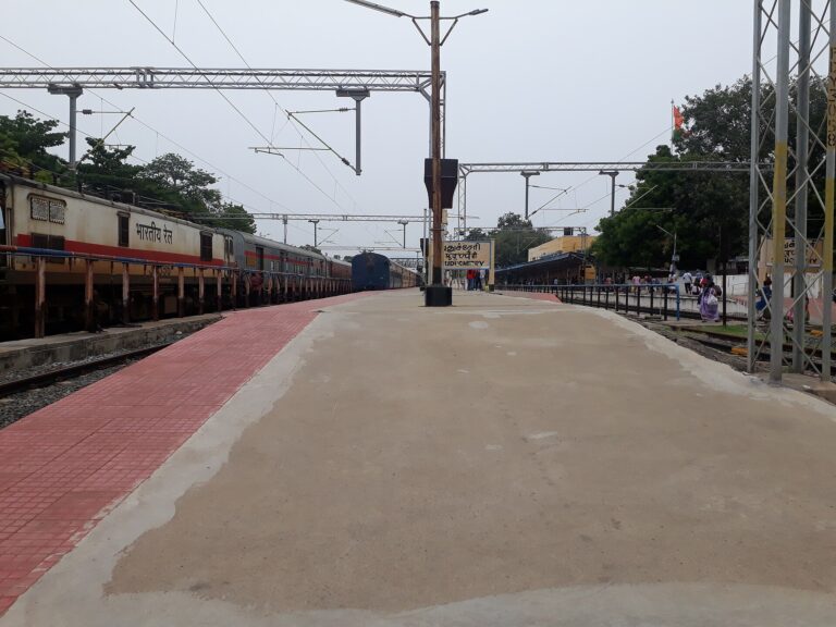 Pondicherry Railway Station and Bus Stand to Auroville: Your Options